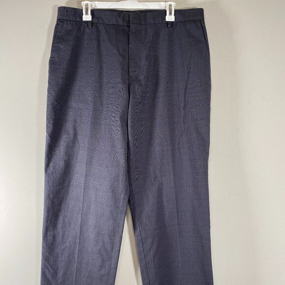 Dockers D3 CLASSIC FIT Khaki Pants Men's 36 x 34 Mid Rise Gray Plaid Casual - Picture 1 of 16